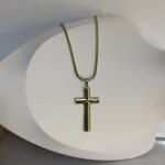 Colier cruce gold
